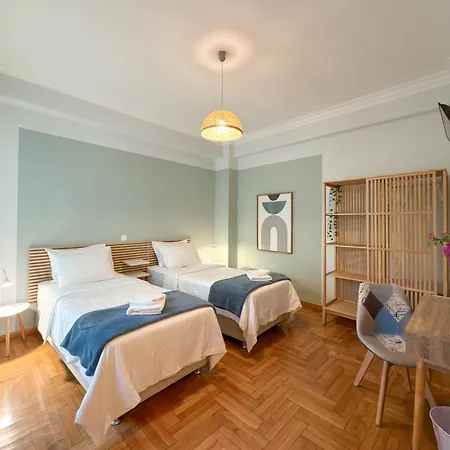 Acropolis View 4 Bedroom Flat-3